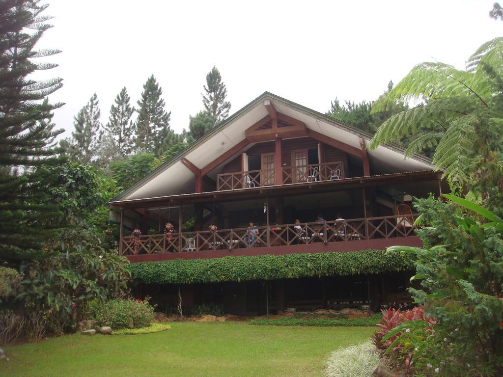 Eden Meadows Vacation Home Davao Room photo